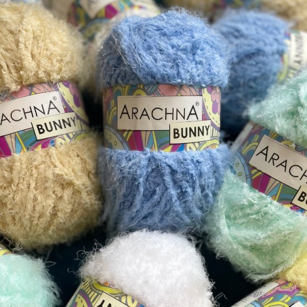 Пряжа ARACHNA Bunny 100% микрополиэстер 100 г 110 м