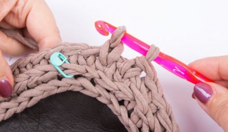 Набор крючков GAMMA пластик d 8, 9, 10, 12, 15 мм 15-17 см 5 шт в чехле SV-02-15