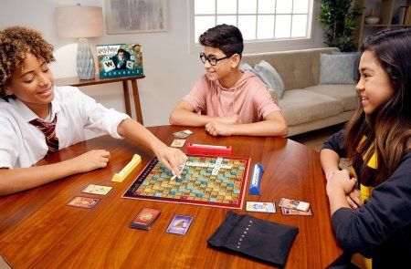 Настольная игра: Scrabble Гарри Поттер MAGGYX13