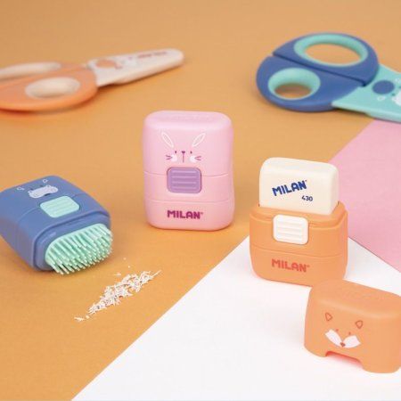 Ластик с кистью MILAN Compact в контейнере ассорти ML-4901116FA Ластик с кистью MILAN Compact в контейнере ассорти ML-4901116FA