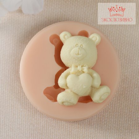 Молд силикон "Мишка с сердечком" 4.3 x 3 x 1.3 см SIM-9952253