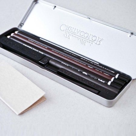 Набор для рисования углем CRETACOLOR Charcoal 8 предметов, мет.пенал CR46008 Набор для рисования углем CRETACOLOR Charcoal 8 предметов, мет.пенал CR46008