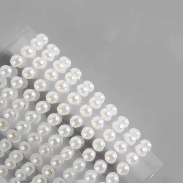 Жемчуг для декора на клеевой основе d=4 мм набор 200 шт АУ SIM-9762404 Жемчуг для декора на клеевой основе d=4 мм набор 200 шт АУ SIM-9762404
