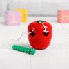 Шнуровка "Яблочко с червячком" SIM-281136