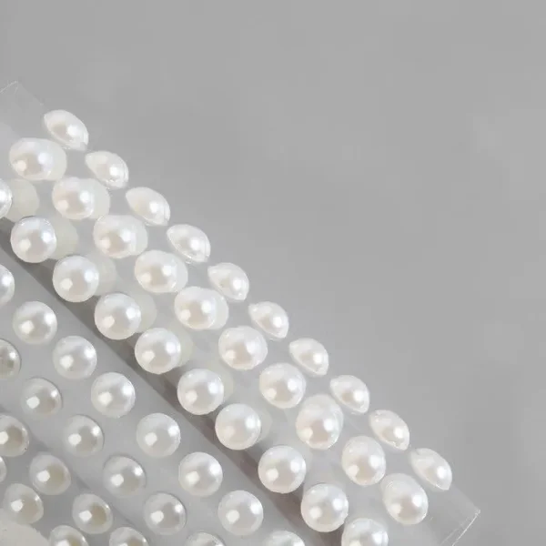 Жемчуг для декора на клеевой основе d=6 мм набор 100 шт АУ SIM-9762405 Жемчуг для декора на клеевой основе d=6 мм набор 100 шт АУ SIM-9762405