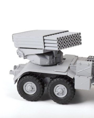 Сборная модель: Российская реактивная система залпового огня "Град БМ-21" З-5051