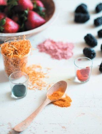 Книга Э: Натуральное мыло ручной работы. Большая иллюстрированная энциклопедия 978-5-04-102214-3