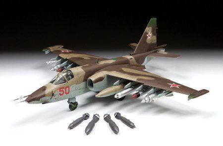 Сборная модель: Советский штурмовик Су-25 (масштаб 1/48) З-4807 Сборная модель: Советский штурмовик Су-25 (масштаб 1/48) З-4807