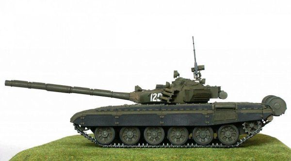 Сборная модель: Танк Т-72Б, З-3550