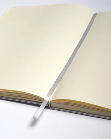 Блокнот для зарисовок ART CREATION 140 г/м2 13 x 21 см 80 л, твердая обложка, серебро(металлик) MP9314042M