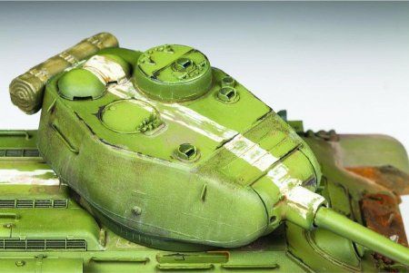 Сборная модель: Советский средний танк Т-34/85 (обр. 1944), подарочный набор, З-3687ПН