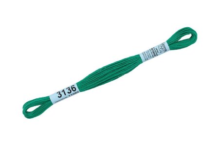 Нитки для вышивания GAMMA мулине (3071-3172) 8 м №3136 яр.зеленый MG-3136