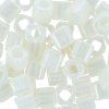 Бисер Япония TOHO CUBE №2 4 мм 5 г №0122 молочный/перламутр TOHO-CUBE-4-0122