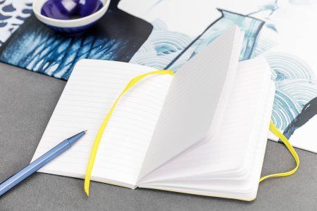 Блокнот CLAIREFONTAINE Inkebana A5 90 г/м2 64 л, в линейку, мягк.обл., на резинке, ассорти RH-115931C