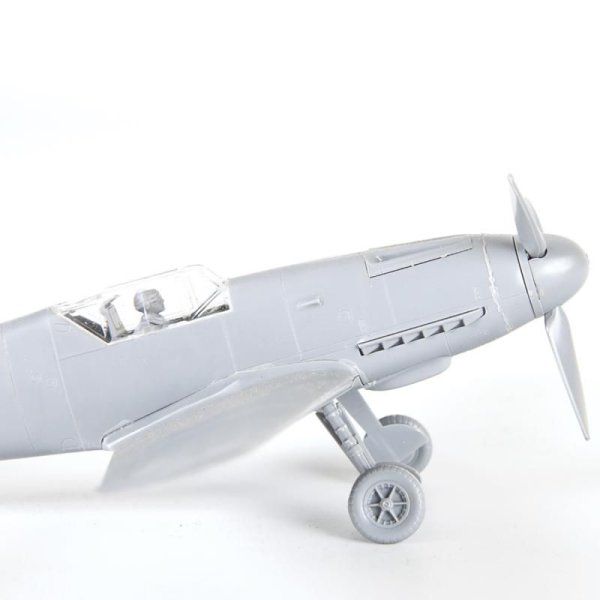 Сборная модель: Немецкий истребитель Мессер BF-109F-2, З-7302