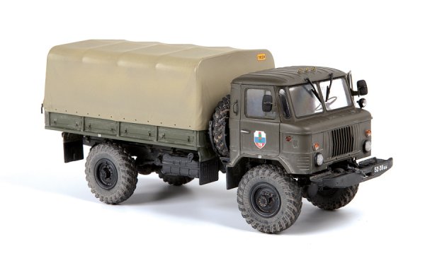 Сборная модель: Советский грузовой автомобиль ГАЗ-66, З-3707