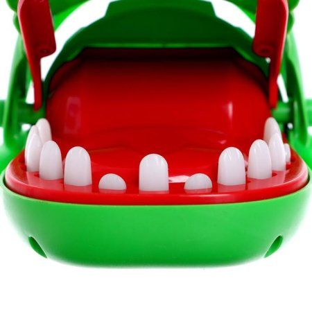 Настольная игра: Новогодняя схватка №SL-05534 SIM-6536362