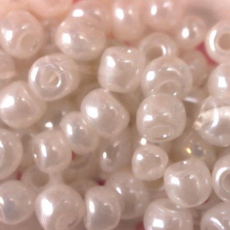 Набор бисера для рукоделия 6/0 "Нежные цвета бело-жёлто-розовый" 8 цв х 10 г SIM-6074981