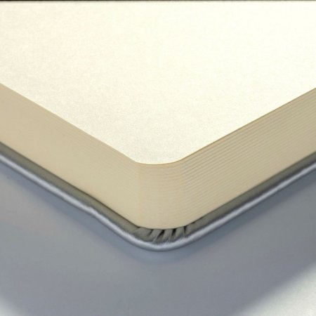 Блокнот для зарисовок ART CREATION 140 г/м2 21 x 29.7 см 80 л, твердая обложка, серебро(металлик) MP9314043M