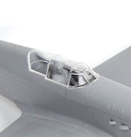 Сборная модель: Советский истребитель Як-1, З-7327