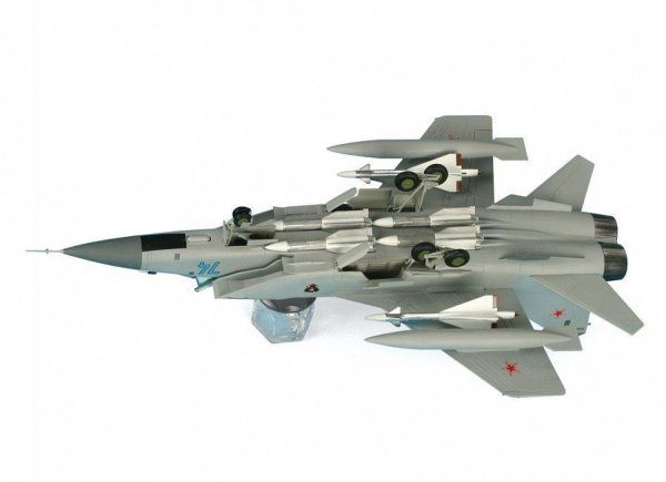Сборная модель: Самолет "МиГ-31", З-7229