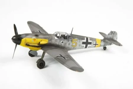Сборная модель: Самолет "Мессершмитт-BF-109F2" (масштаб 1:48), З-4802