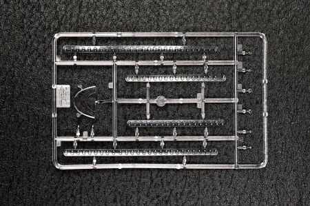 Сборная модель: Самолет "Ил-62М", З-7013
