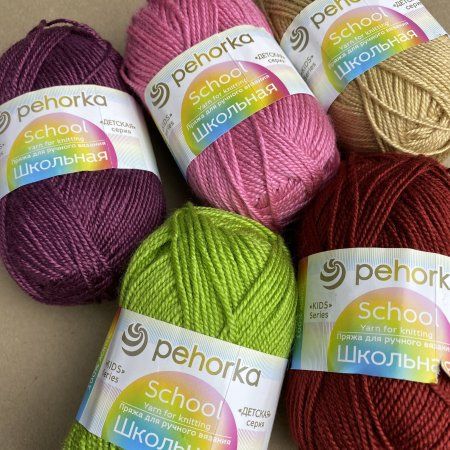 Пряжа Пехорская ПТ "Школьная" 100% акрил 50 г 150 м Пряжа Пехорская ПТ "Школьная" 100% акрил 50 г 150 м