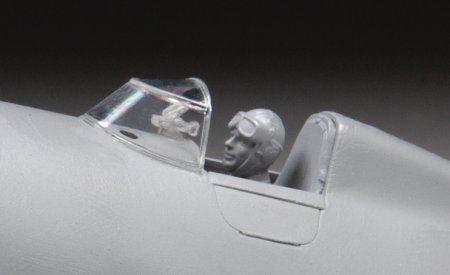 Сборная модель: Советский истребитель И-16 З-4832