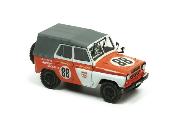 Сборная модель: Советский военный внедорожник УАЗ-469 (масштаб 1:43), З-43007