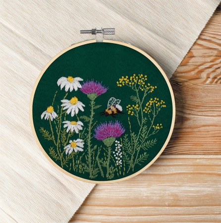 Набор для вышивания PANNA Живая картина. Шмель и чертополох 13 х 13 см JK-2233