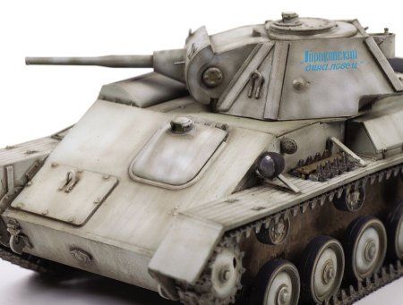 Сборная модель: Советский легкий танк Т-70Б З-3631