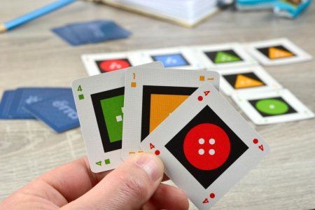 Настольная игра: ЁТТА (IOTA) MIR-320255