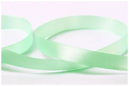 Лента атласная GAMMA 12 мм (1/2") 33 м ± 2 м №063 св.св.зеленый LEN-12-063