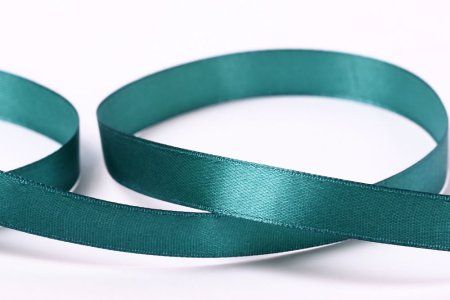 Лента атласная GAMMA 12 мм (1/2") 33 м ± 2 м №106 т.зеленый LEN-12-106