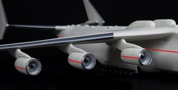 Сборная модель: Советский транспортный самолет Ан-225 "Мрия", З-7035