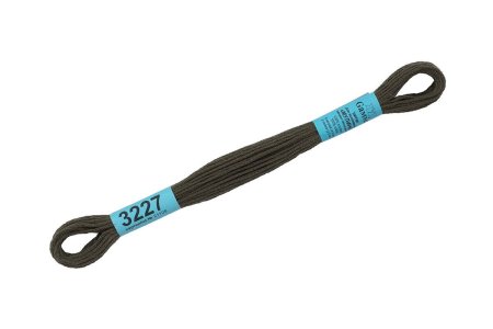 Нитки для вышивания GAMMA мулине (3173-6115) 8 м №3227 т.серый MG-3227