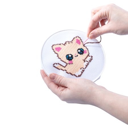 Набор для вышивания с пяльцами "Кисонька" пластиковая игла KOR-05367