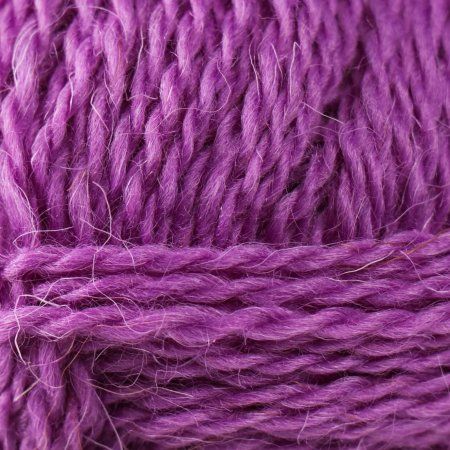 Пряжа Пехорская ПТ "Деревенская" 100% шерсть 1 х 100 г 250 ± 15 м №516 персидская сирень PEH-DER-516