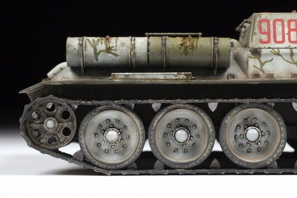 Сборная модель: Советский истребитель танков СУ-122, З-3691