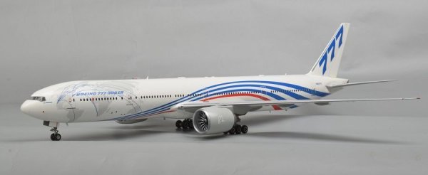 Сборная модель: Самолет "Боинг 777", З-7012