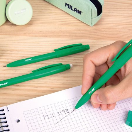 Карандаш механический MILAN PL1 0.9 мм, B с ластиком, зелёный ML-185012920 Карандаш механический MILAN PL1 0.9 мм, B с ластиком, зелёный ML-185012920