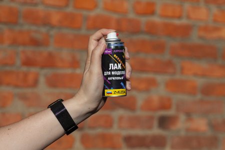 Лак акриловый для моделей ZVEZDA 140 мл прозрачный З-62-ЛГ