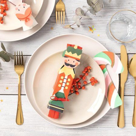 Набор для DIY поделок FOLIA Wow Craft Kit, Merry Craftmas 133 детали FL-923