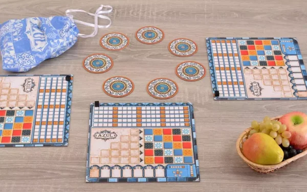 Настольная игра: AZUL MAG8965