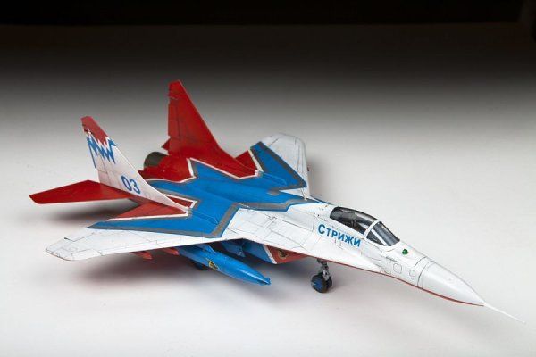 Сборная модель: Самолет МиГ-29 Стрижи, З-7310