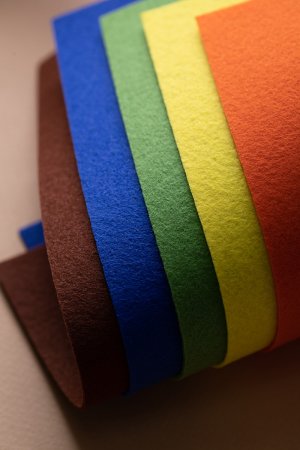 Набор фетра GAMMA Premium 1.2 мм 5 шт 27 х 30 см Ассорти №4 FKS12-27/30-A4