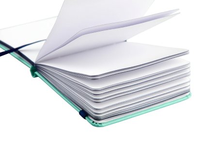 Скетчбук для зарисовок Стихия Вода 140 г/м2 12х12 см 80 л твердая обложка с резинкой NP-ST04010