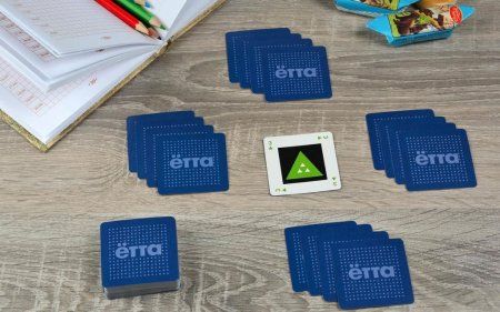 Настольная игра: ЁТТА (IOTA) MIR-320255