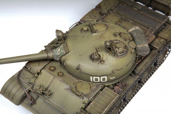 Сборная модель: Советский боевой танк Т-62, З-3622